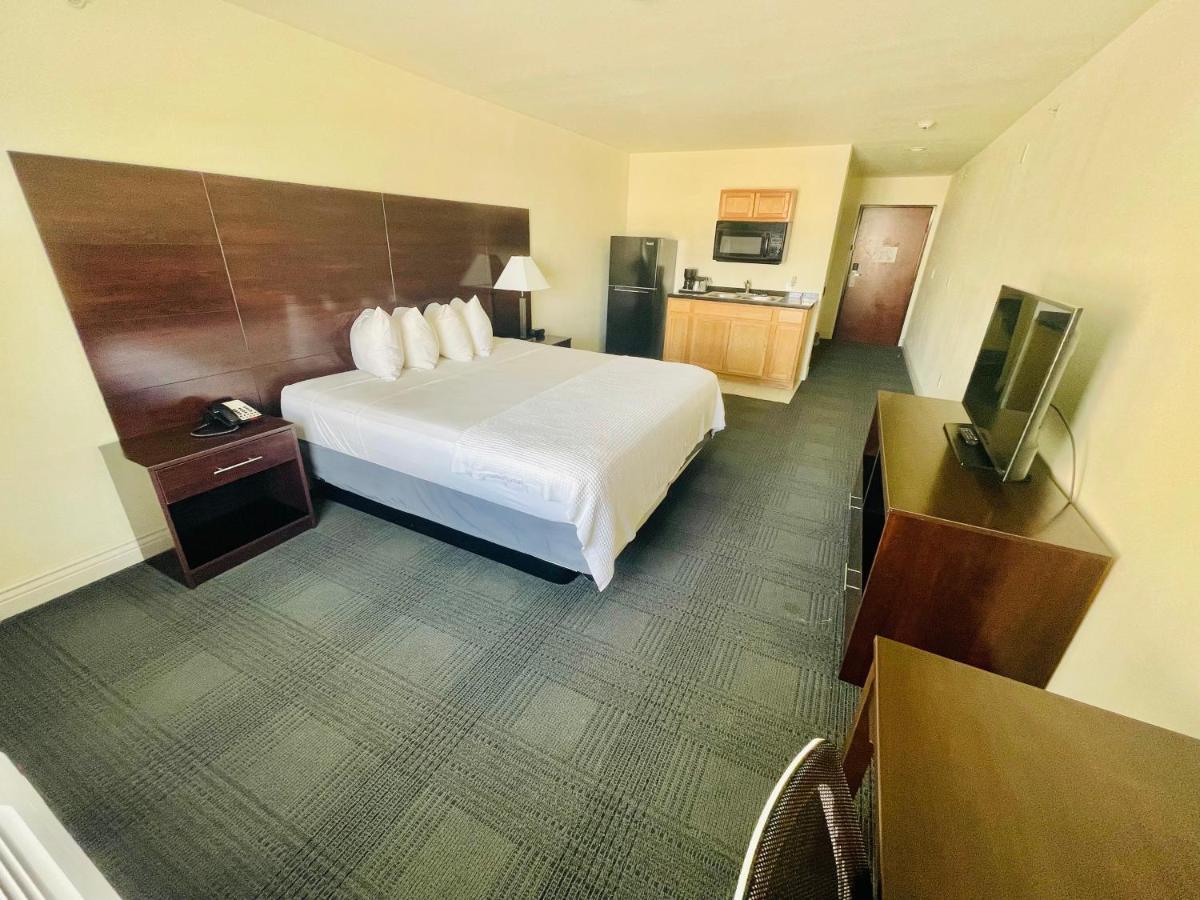 Fairbridge Inn & Suites Cuero Buitenkant foto