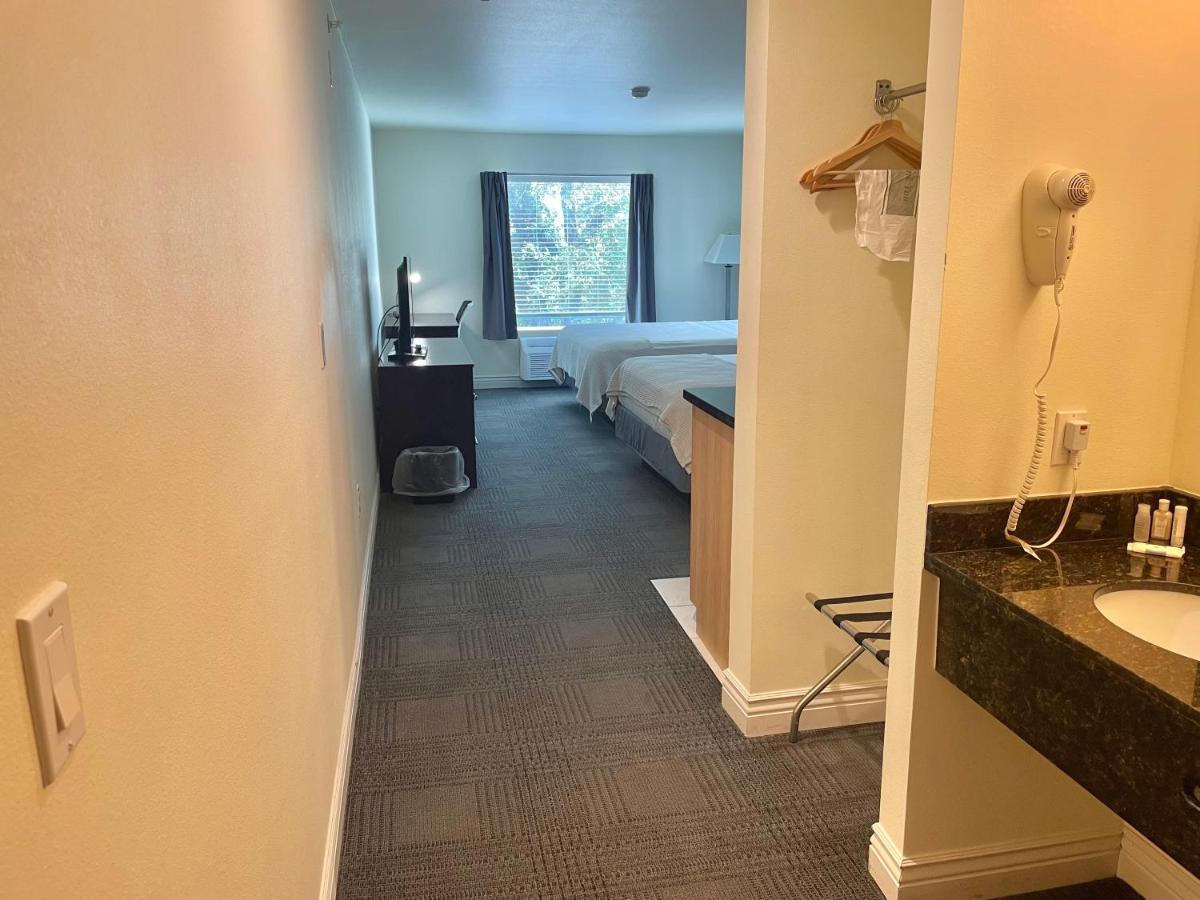 Fairbridge Inn & Suites Cuero Buitenkant foto