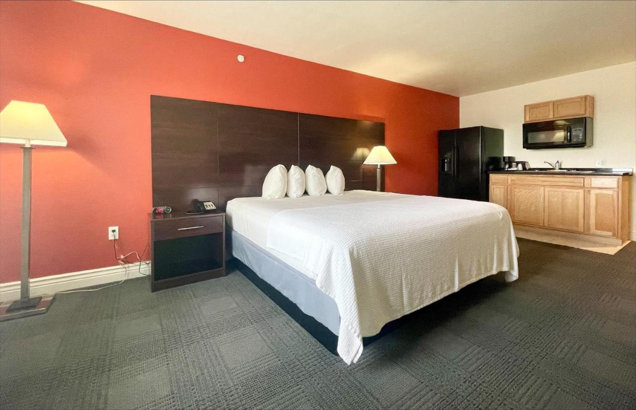 Fairbridge Inn & Suites Cuero Buitenkant foto
