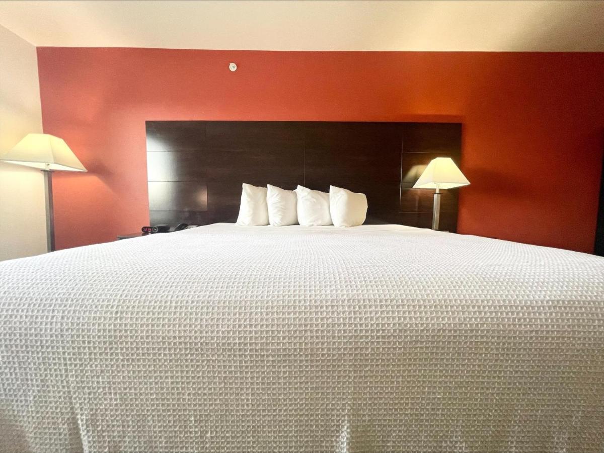 Fairbridge Inn & Suites Cuero Buitenkant foto
